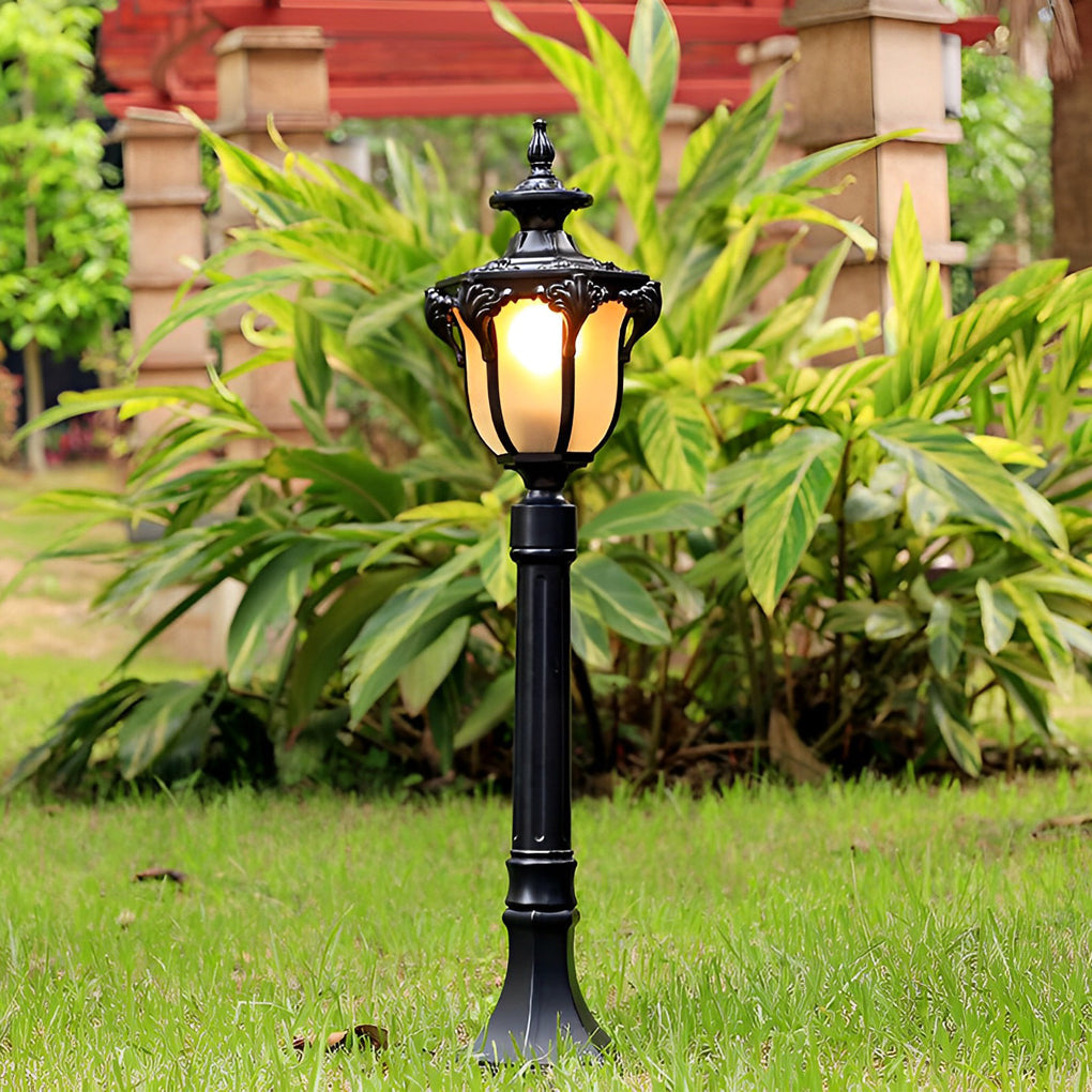 Traditional European-Style LED Outdoor Pathway Lamp Post - Durable & Waterproof