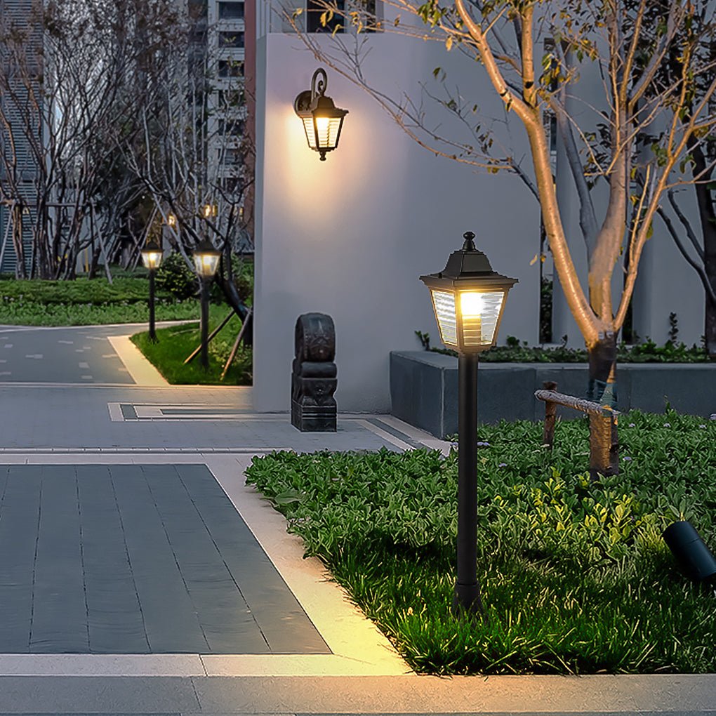 Elegant European Outdoor Landscape Light Waterproof Garden Lamp for Villa