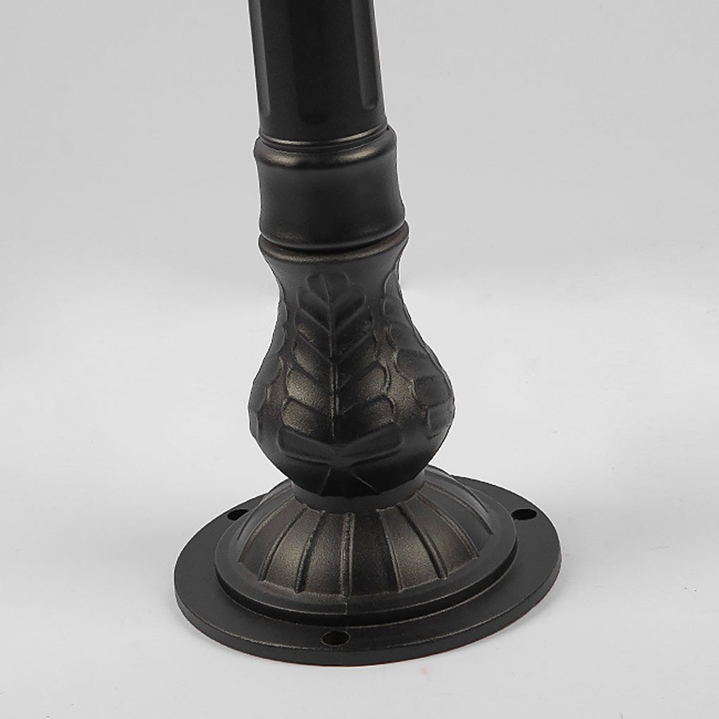 Retro-Inspired Waterproof Outdoor Lamp Post for Traditional Villa Gardens