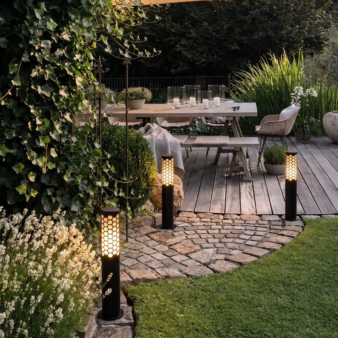 Solar Powered LED Bollard Lights Modern Honeycomb Outdoor Light