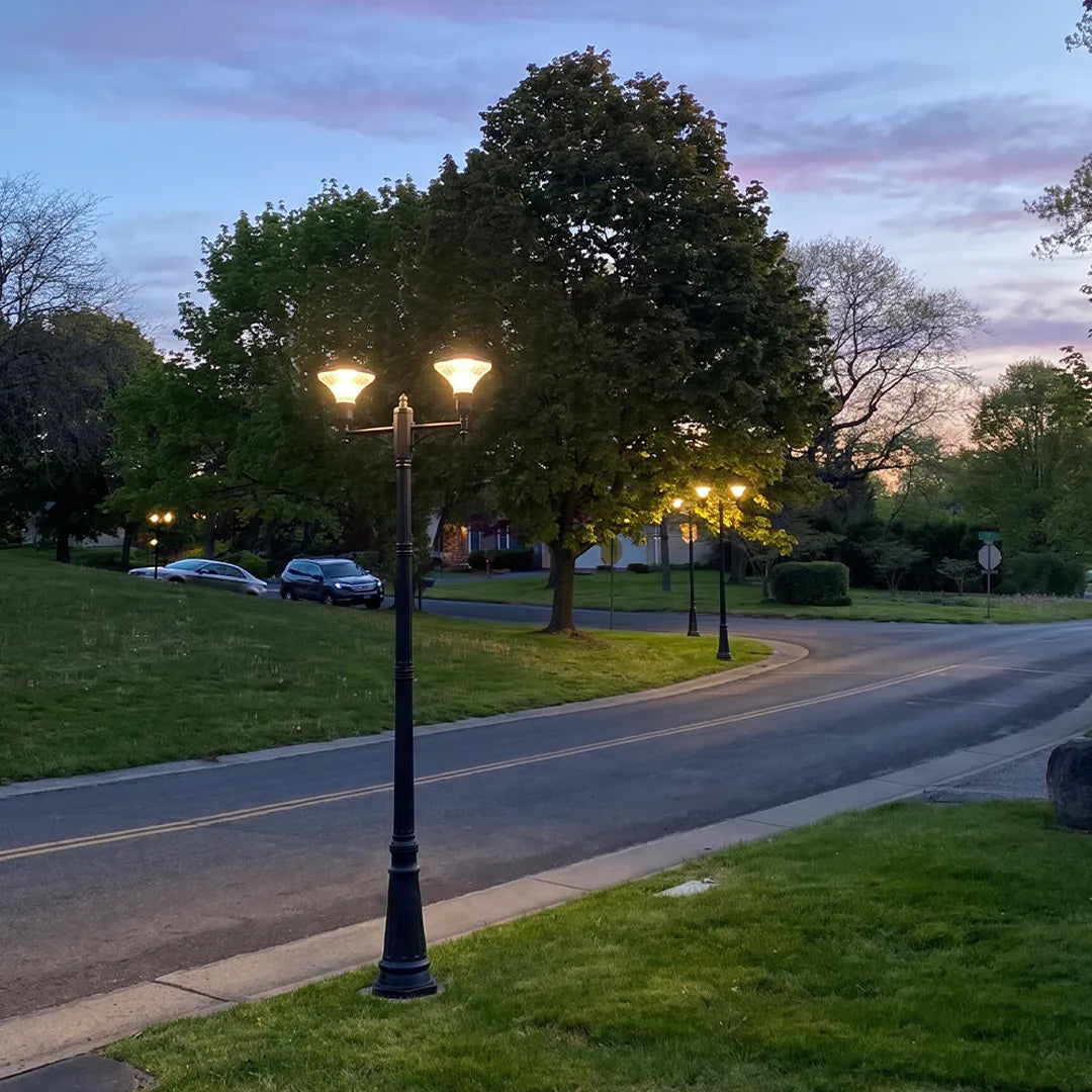 Exterior Light Post Vintage Decorative Multi-head Lamp Post