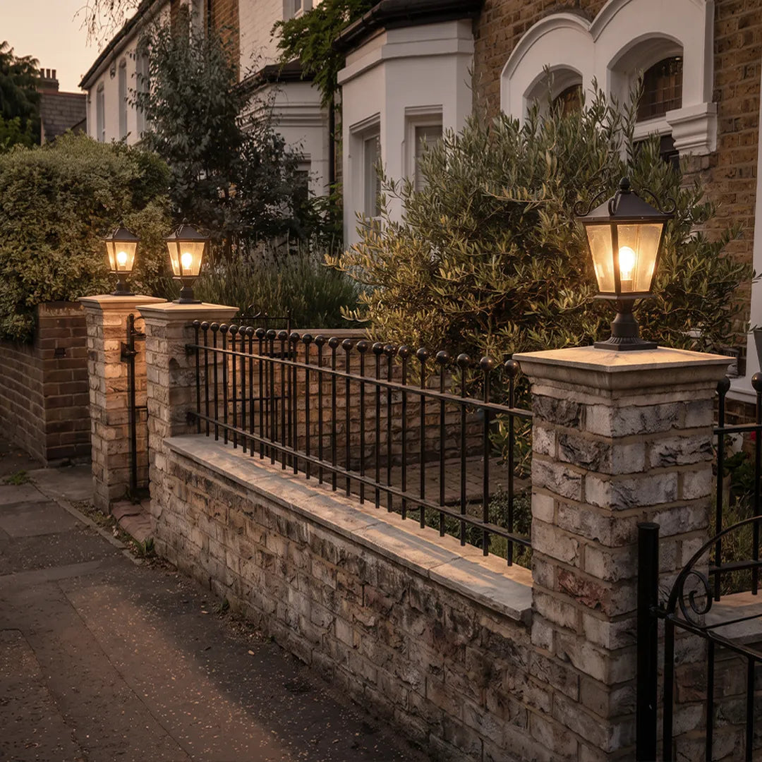 2 PCS Exterior Pillar Lights European Vintage Aluminum Light