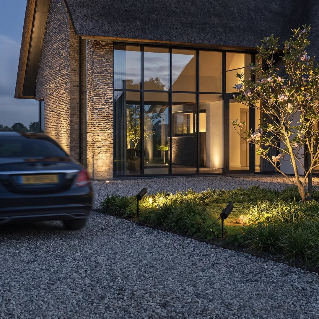 Rotatable Outdoor Waterproof LED Landscape Spotlights for Courtyard Lawn