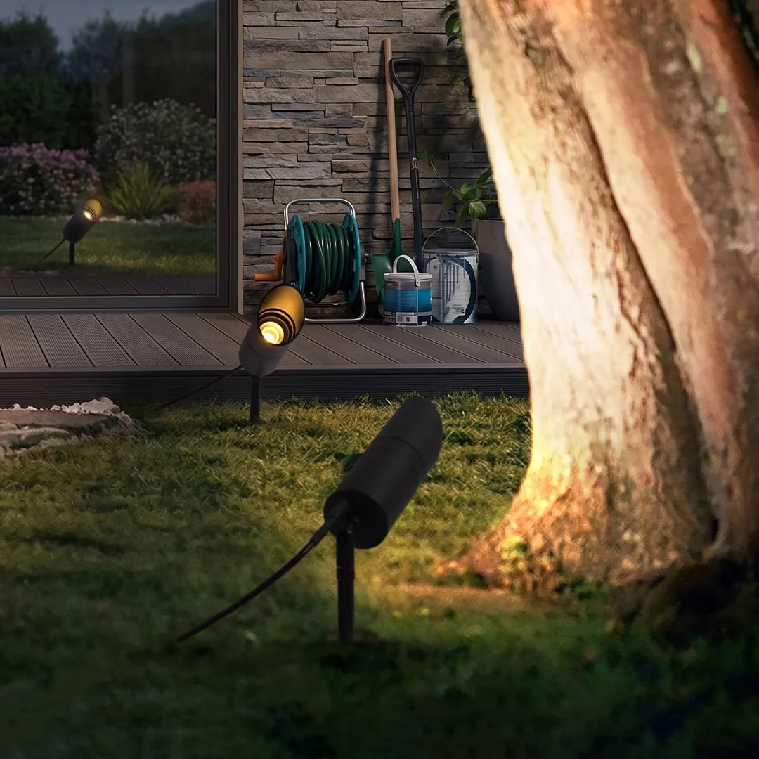 Rotatable Outdoor Waterproof LED Landscape Spotlights for Courtyard Lawn