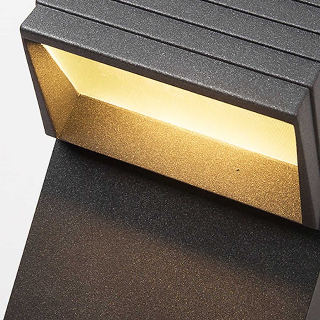 Chic Flash Black LED Lawn Light Minimalist Waterproof Outdoor Lighting