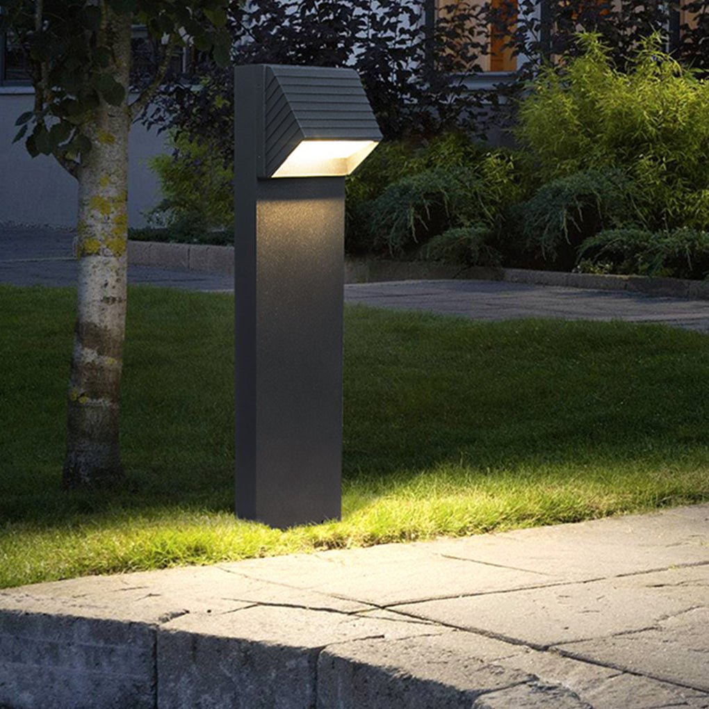 Chic Flash Black LED Lawn Light Minimalist Waterproof Outdoor Lighting