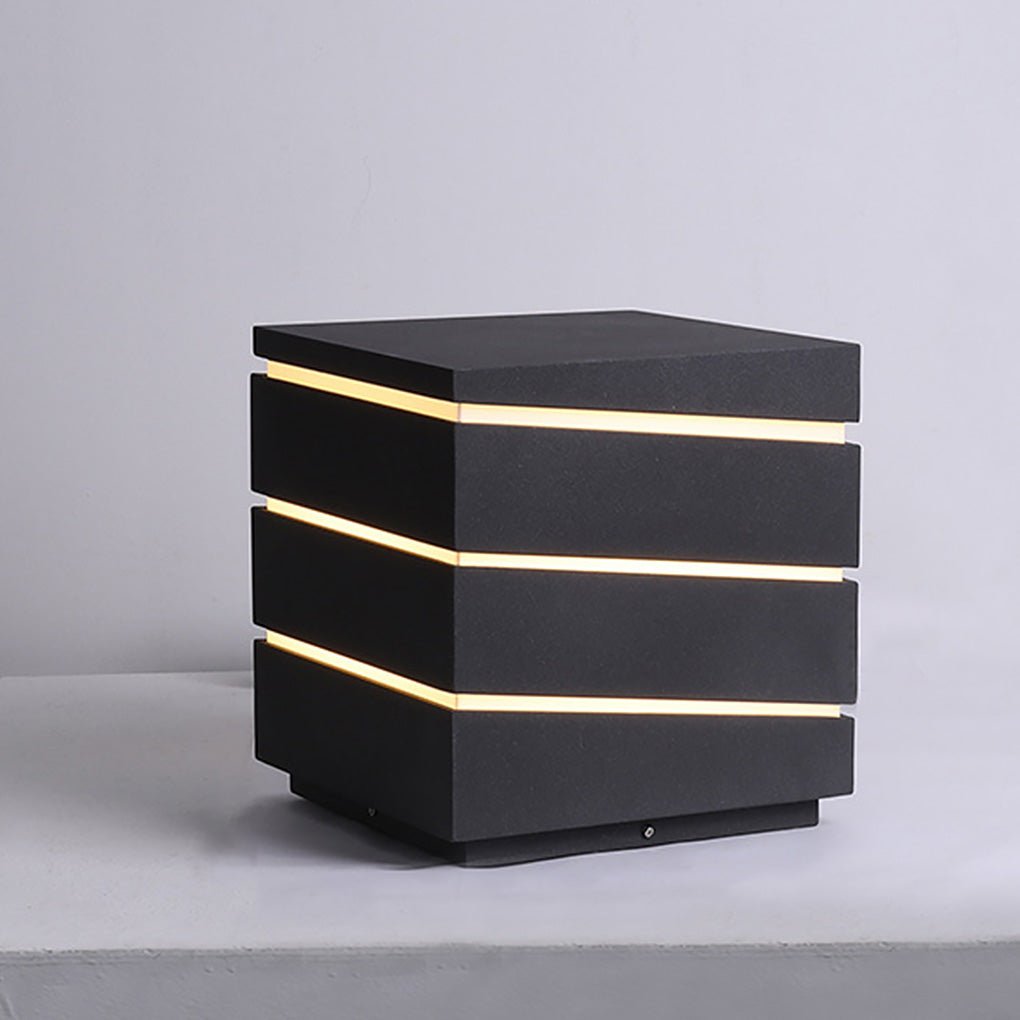 Modern Elegant Square Outdoor LED Light with Linear Lampshade