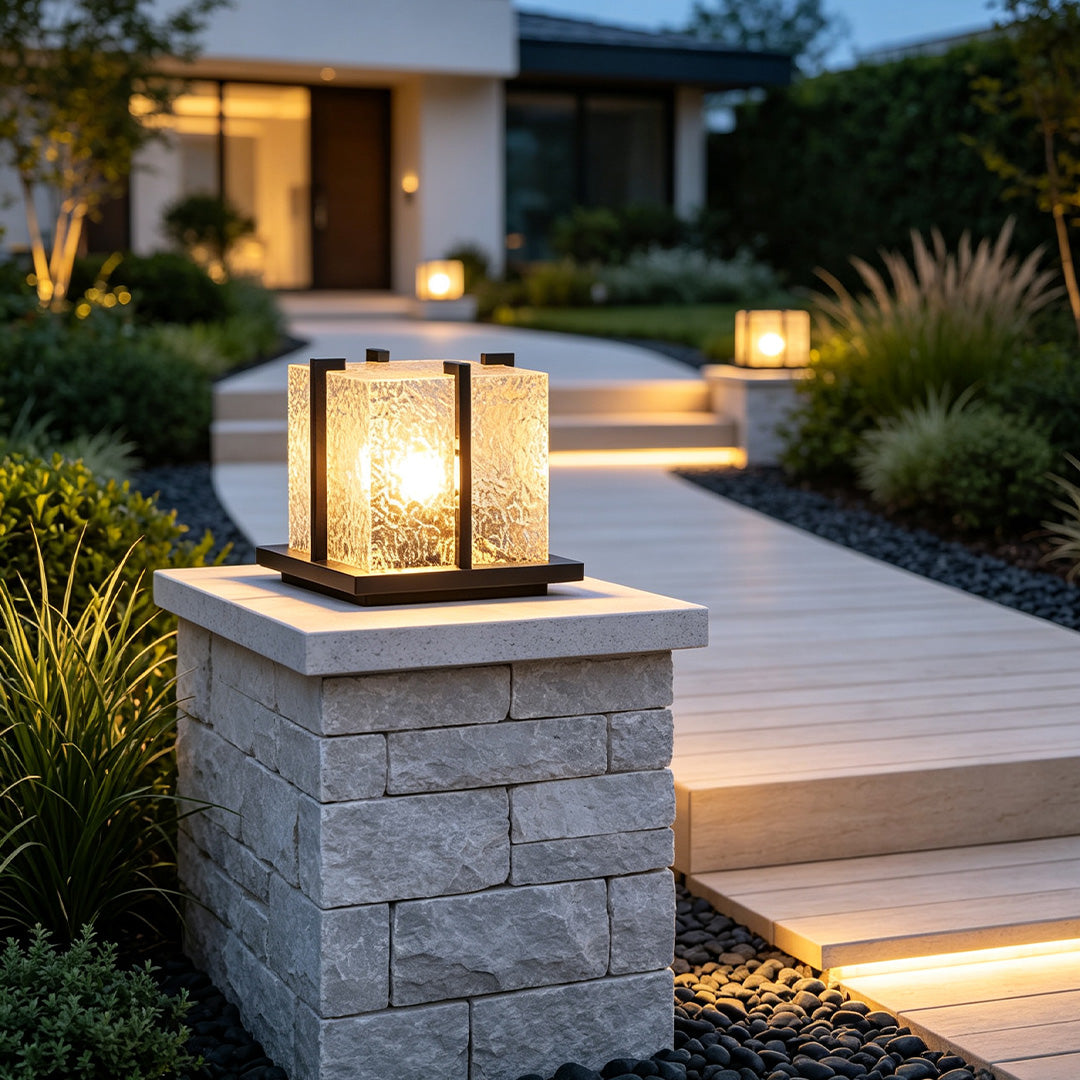 Outdoor Garden Pillar Lights Modern Metal Square Courtyard Light