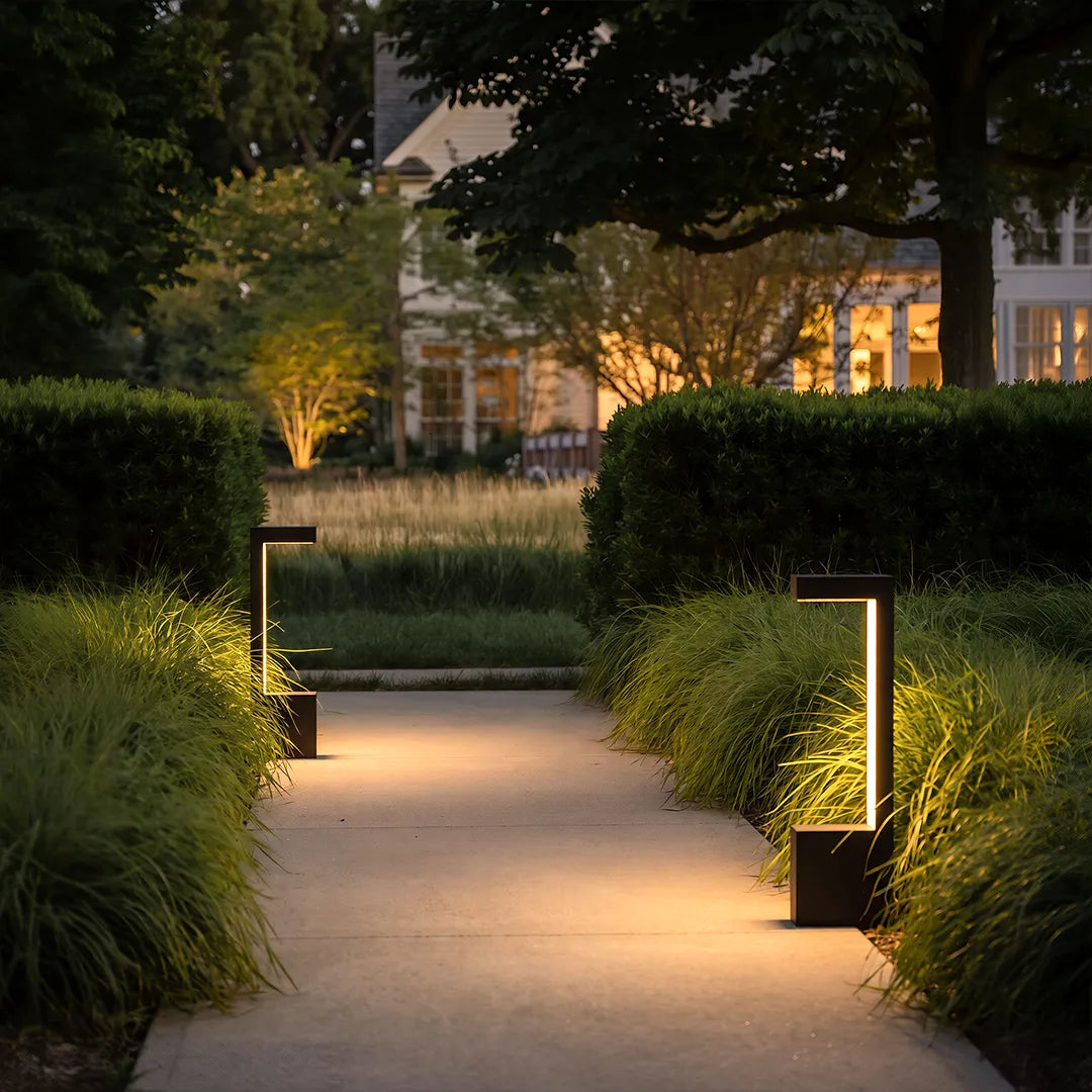 Modern Outdoor Waterproof LED Lawn Bollard Light