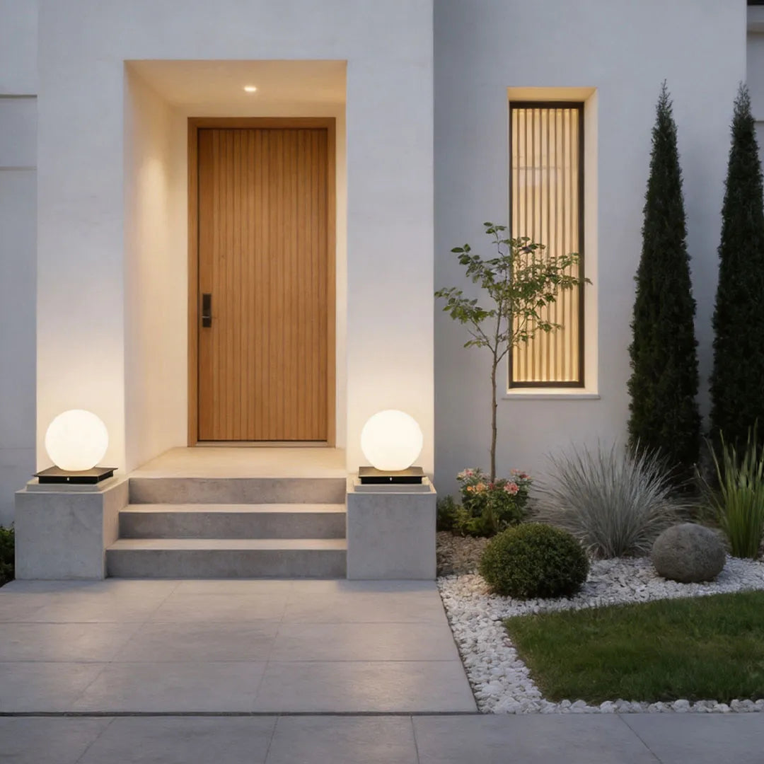 Waterproof Modern Outdoor Pillar Lights with PE Lampshade