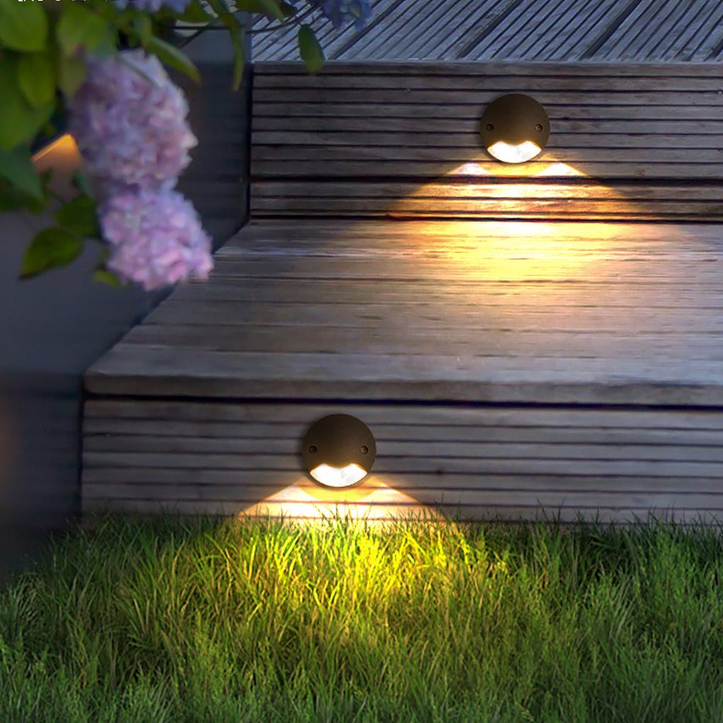 Sleek LED Cap Light for Garden Stairs, Deck & Pathways