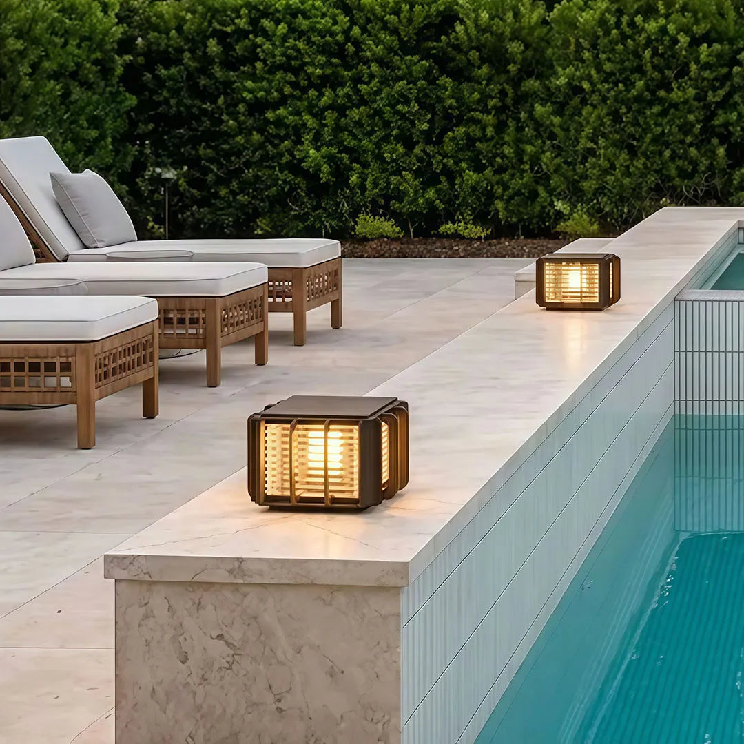 Outdoor Solar Pillar Lights Modern Black Courtyard Light