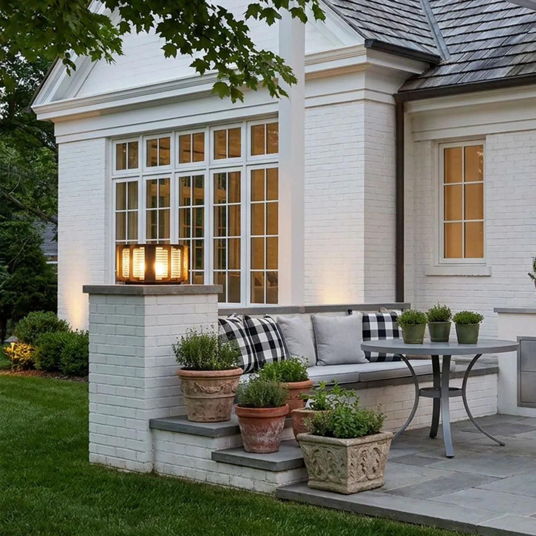 Outdoor Solar Pillar Lights Modern Black Courtyard Light