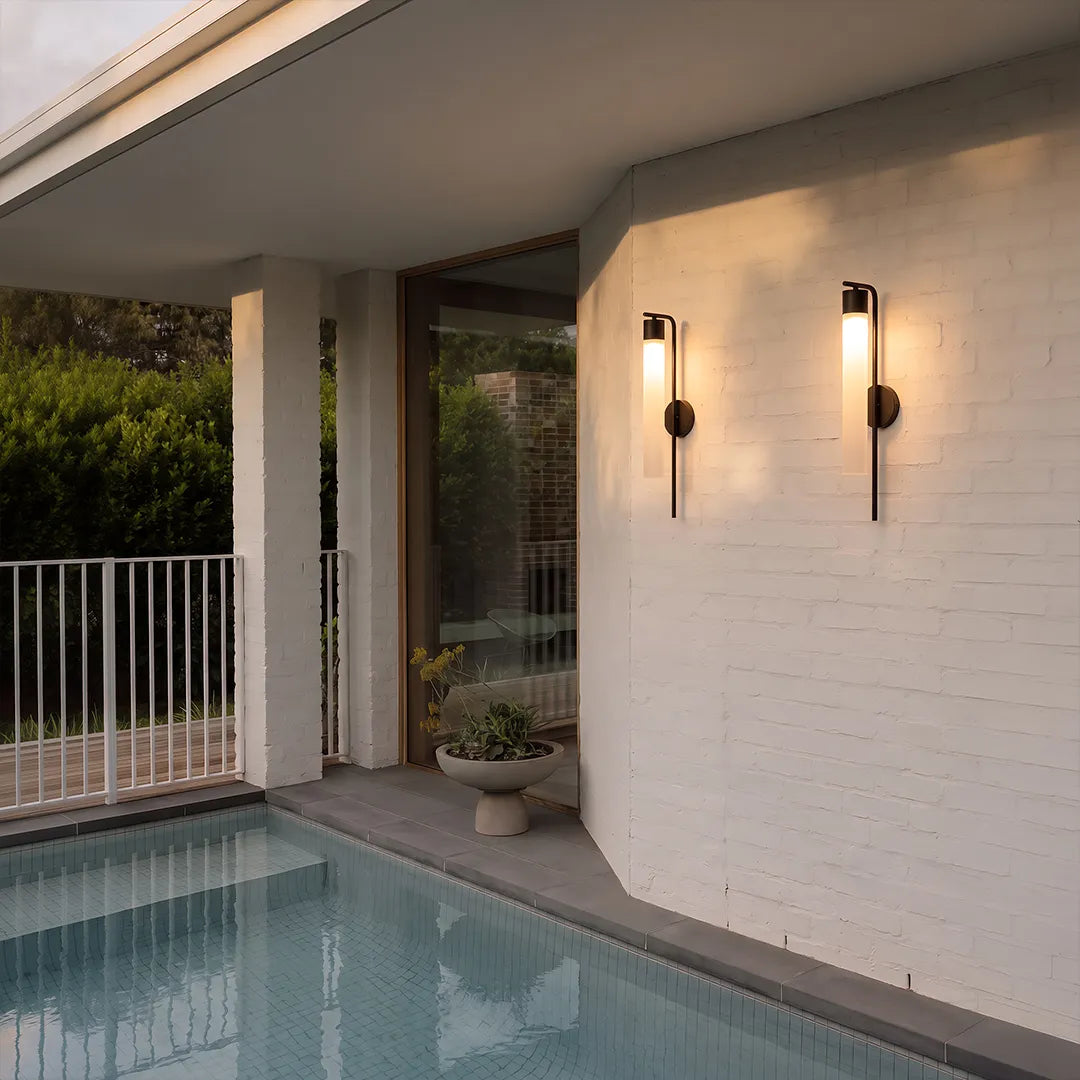 Modern Outdoor Wall Light Waterproof Linear Glass LED Light