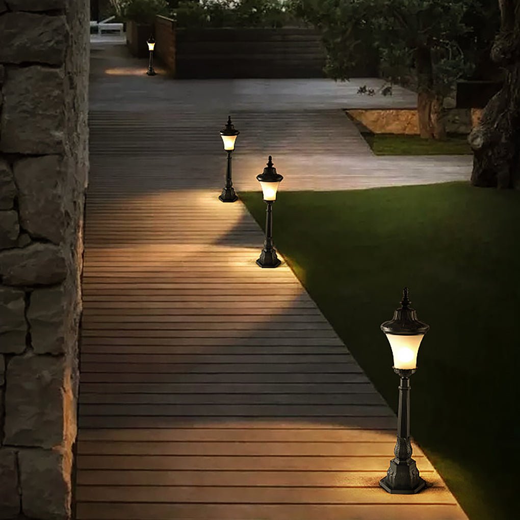 Vintage High Pole Garden Light Elegant Retro Outdoor Post Lighting