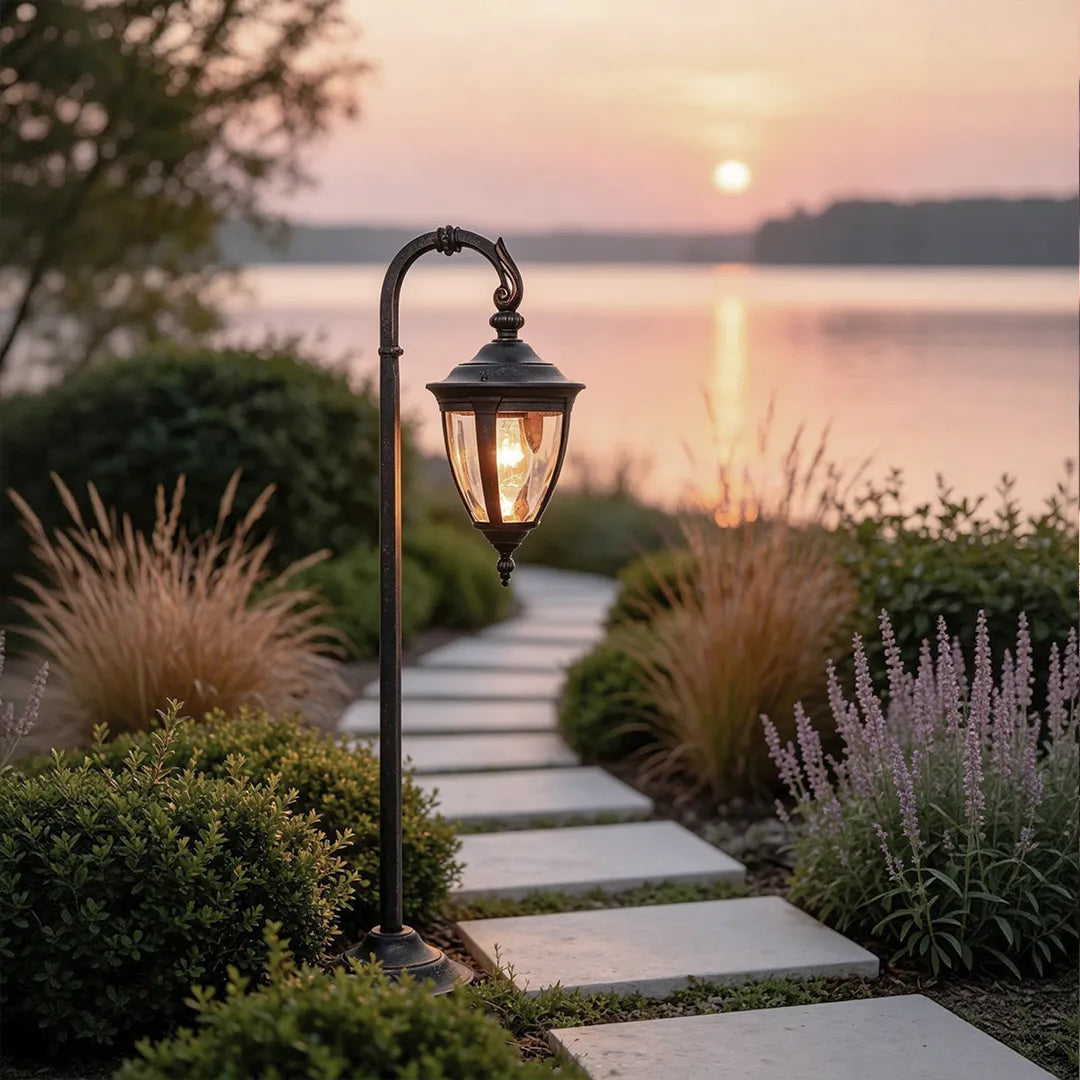 Landscape Path Light European Vintage Curved Hook Light