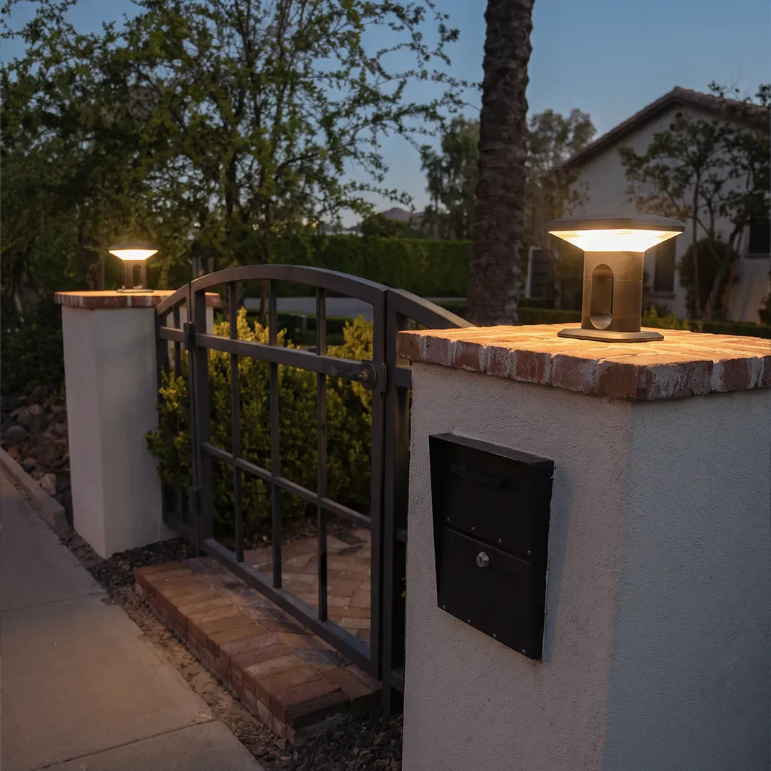 Gate Pillar Lights Modern Low-Profile Outdoor Light