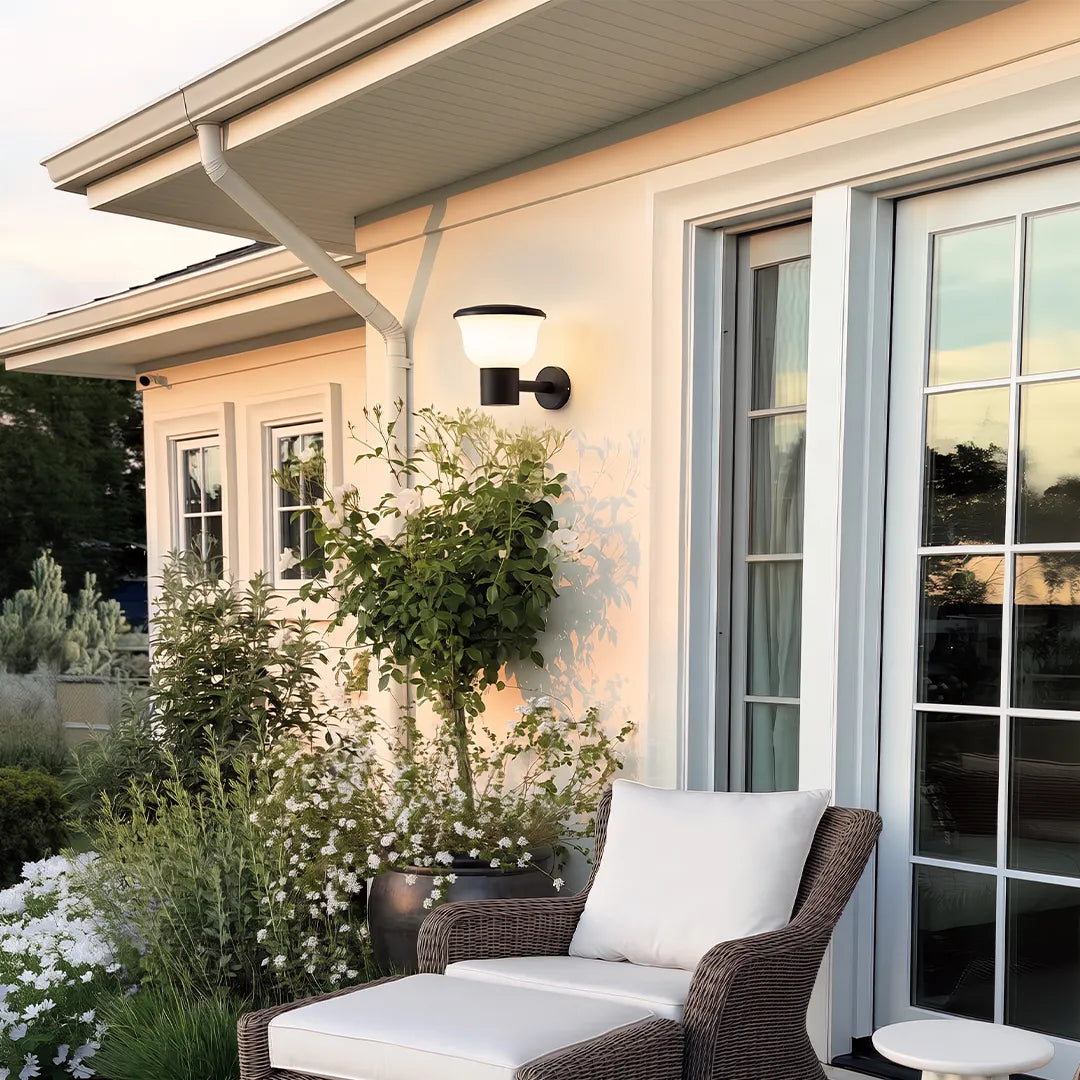 Modern Outdoor Wall Lights Rounded Cup-Shaped Light