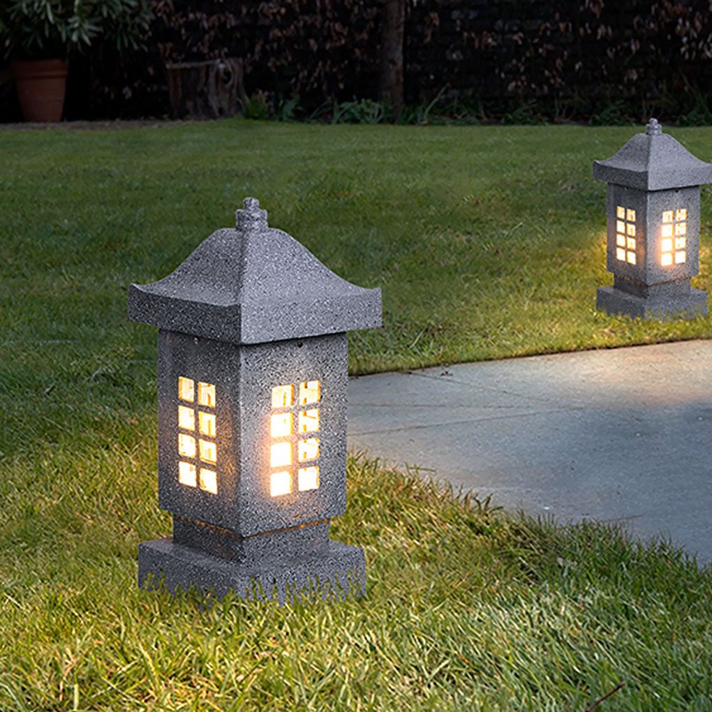 Sturdy and Stylish Imitation Stone Light for Outdoor Landscaping